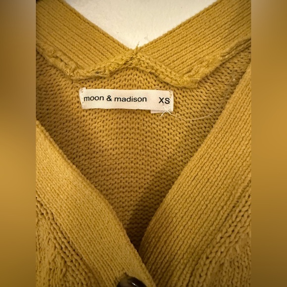Moon&Madison| mustard cardigan NWOT - Picture 2 of 3